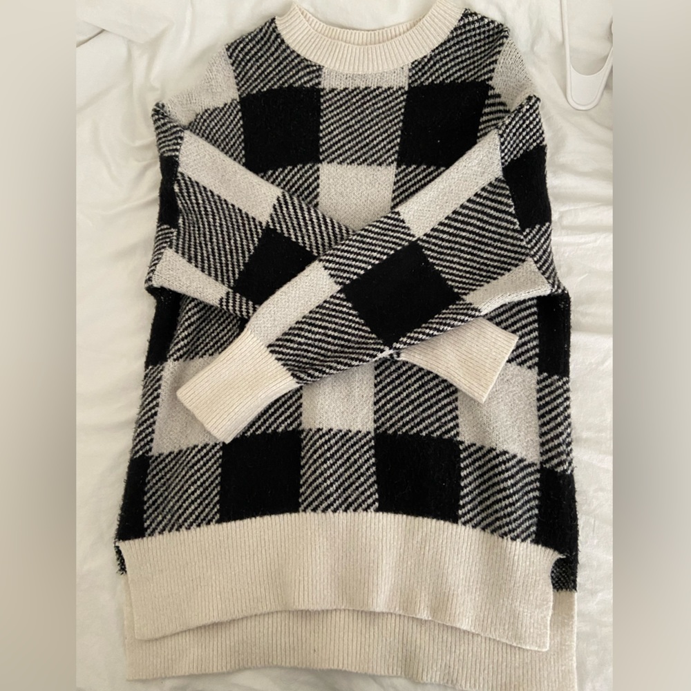Abercrombie black plaid oversized sweater - size S